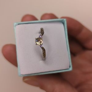 Fragrant Jewels Size 9 Ring Carnival Collection NWOT